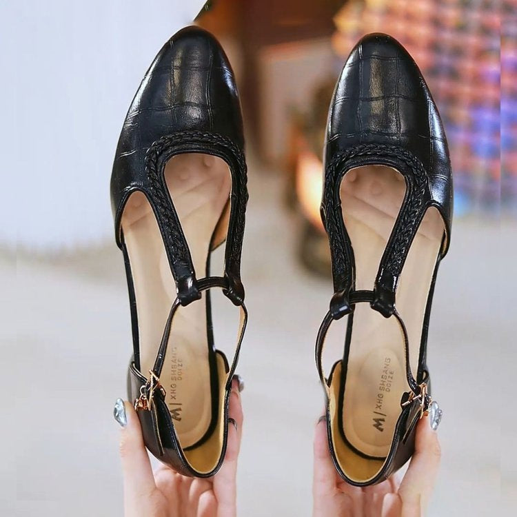 Sandy | Soft Leather Pointed Cross-strap  Shoes