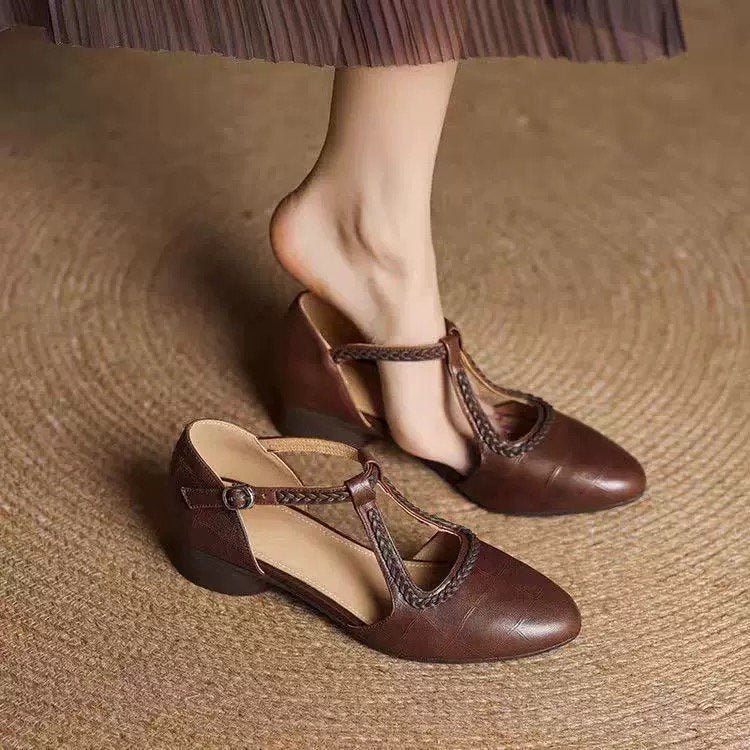 Sandy | Soft Leather Pointed Cross-strap  Shoes