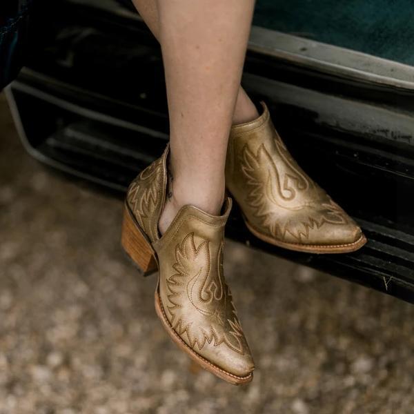 Fabia | Women’s Western Ankle Cowboy Boots