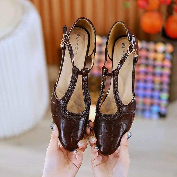 Sandy | Soft Leather Pointed Cross-strap  Shoes
