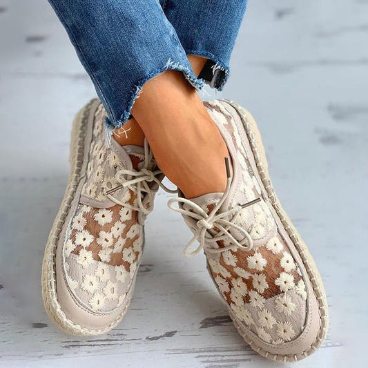 Beryl | Floral Mesh Lace-Up Sneakers – Lightweight Breathable Comfort