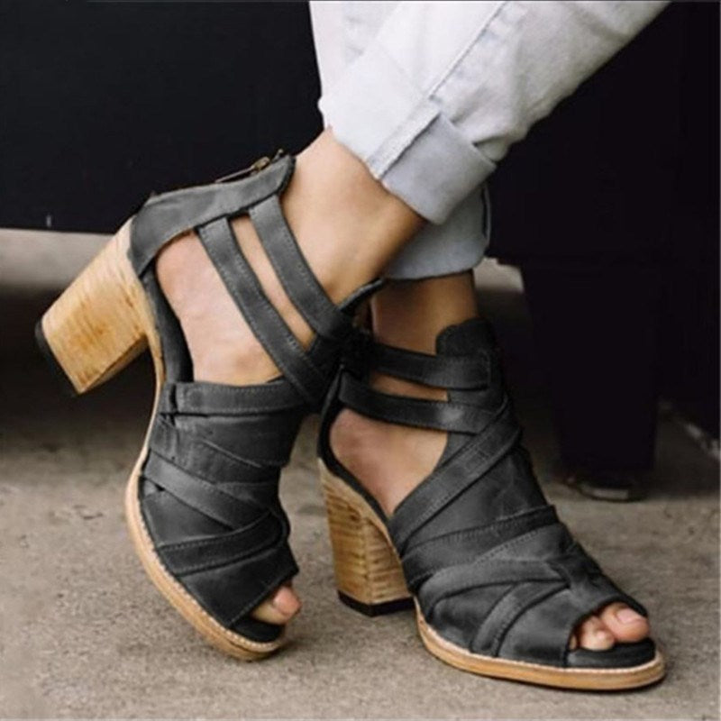 Comfortable and versatile orthopedic summer Sandals