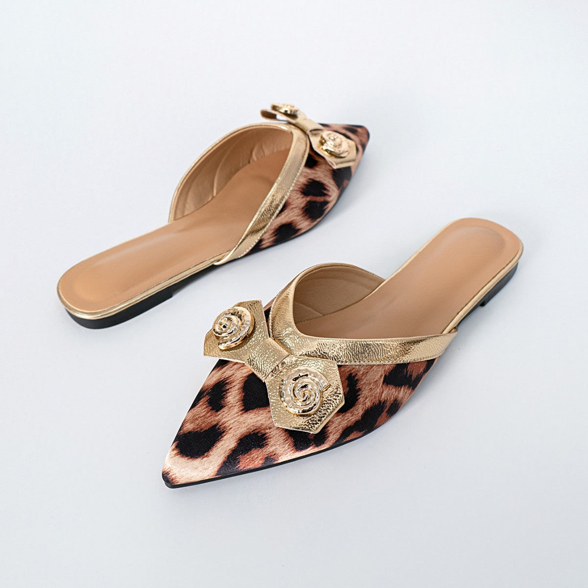 Orthopedic Balance | Metallic Bow Pointed Toe Mule Flats