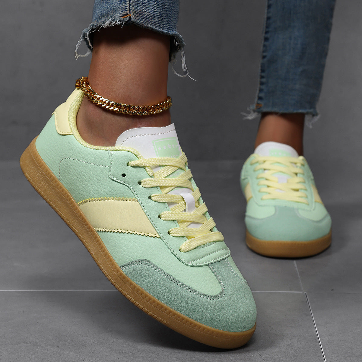 Orthopedic Balance Leopard Print Flat Sneakers - Unique And Comfortable Style