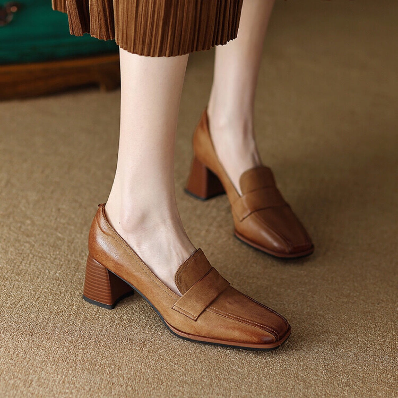 Orthopedic Balance Low-Cut Shoes With Thick, Square Heels - Unique Elegance