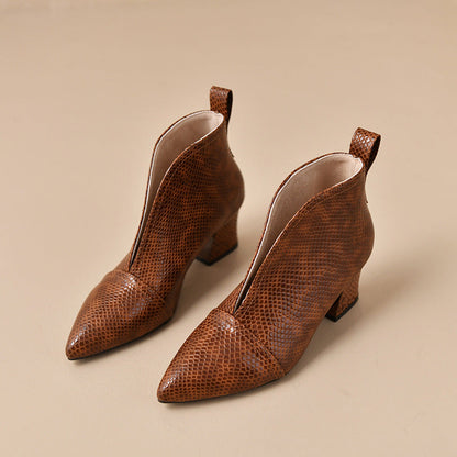 Orthopedic Balance Martin Heeled Ankle Boots With V-Cutout