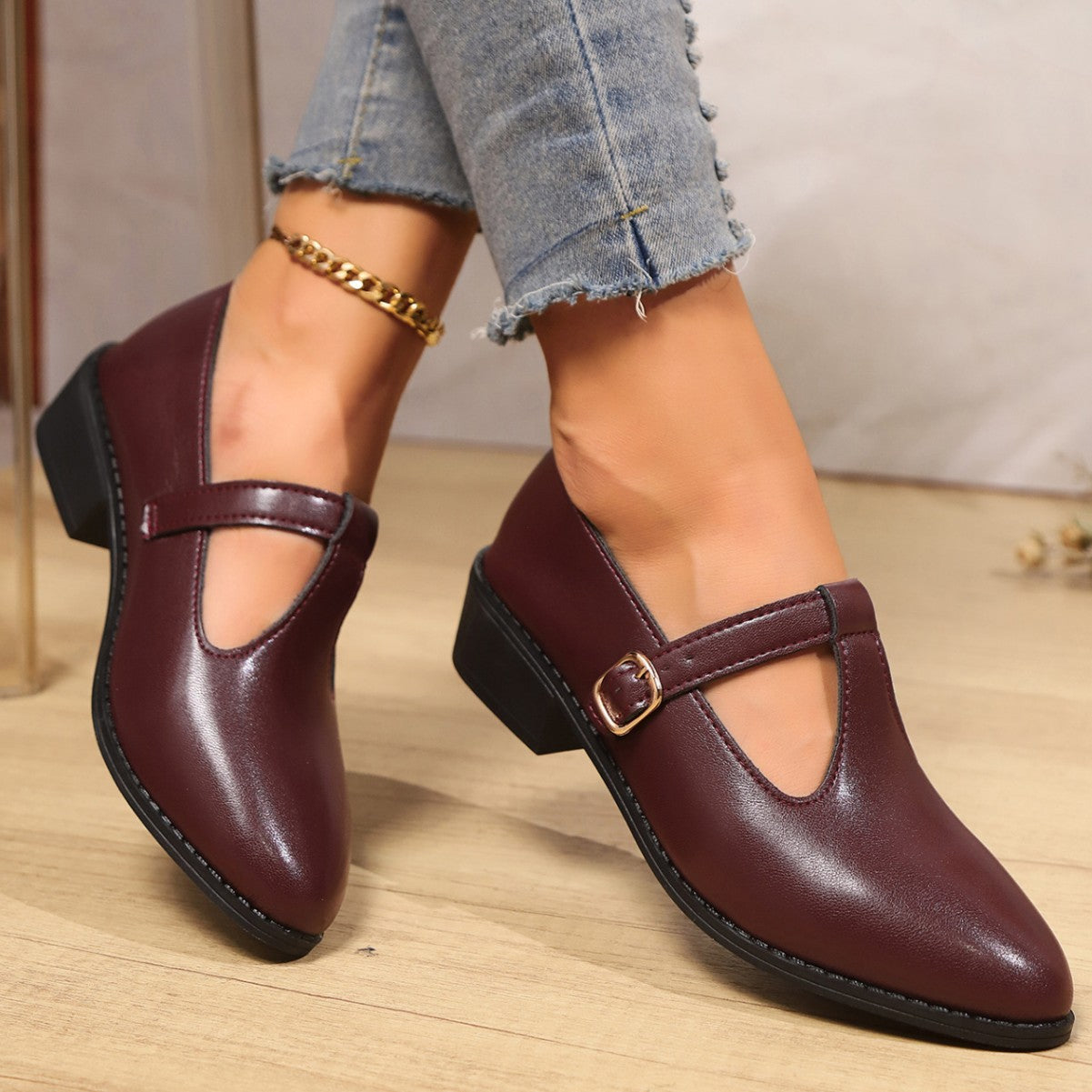 Orthopedic Balance Women's Pointed Toe Buckle Shoes