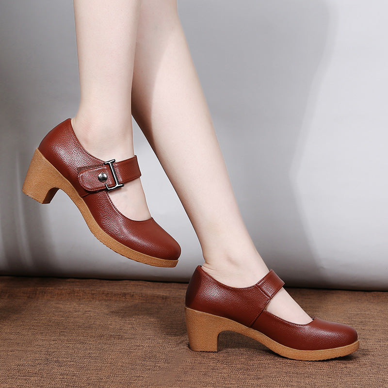Orthopedic Balance | Vintage Mary Jane Block Heel Pumps