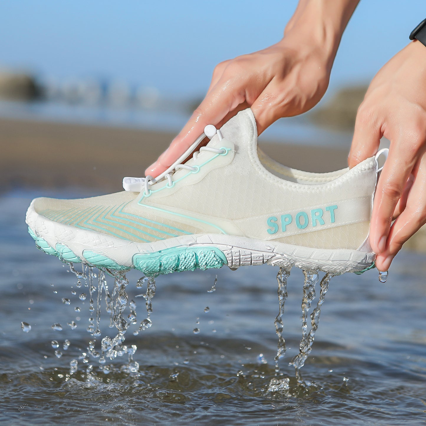 Luna | Lightweight Outdoor Sneakers with Quick-Lock Fit