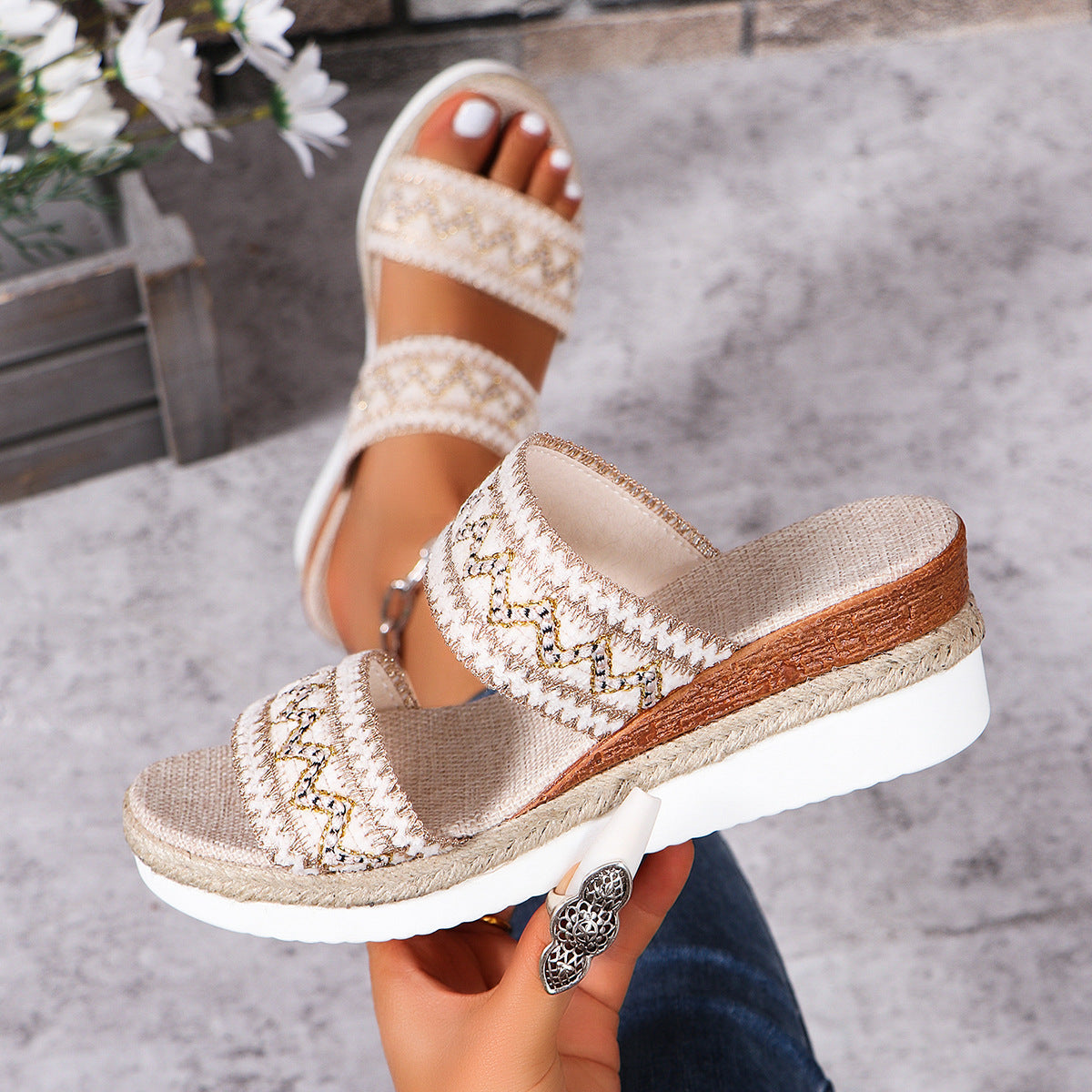 Orthopedic Balance Woven Sandals With A Wavy Pattern - Unique Ethnic Style