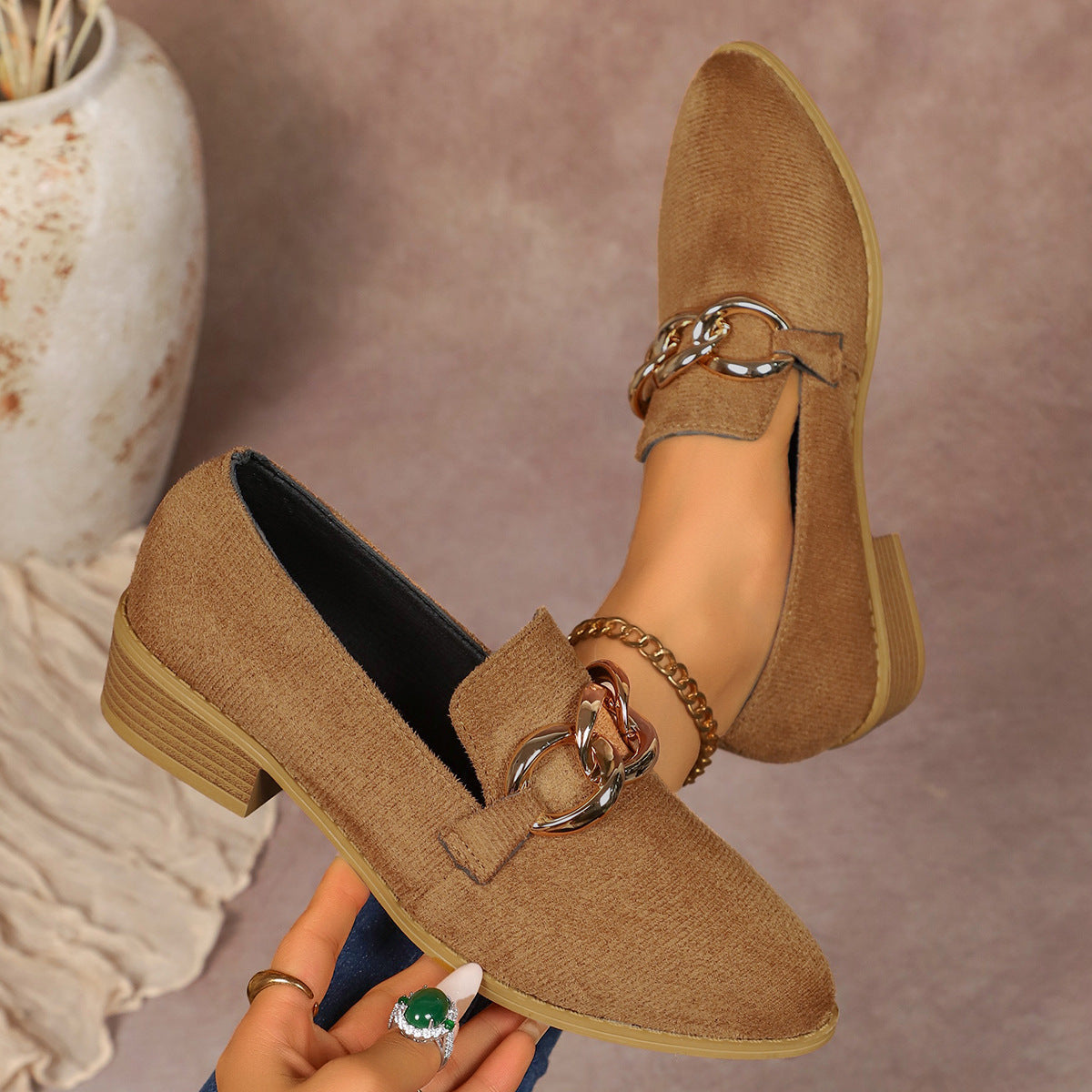 Orthopedic Balance Chunky Heeled Pumps With Elegant Metal Chain