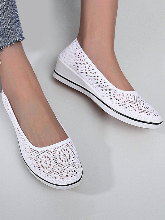 Dawn | Women’s Orthopedic Lace-Design Slip-On Flats