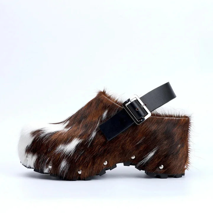 Ivora | Rustic Faux-Fur Buckle Clogs