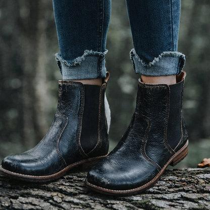 Beatrice | Classic Orthopedic Leather Chelsea Boots – Slip-On Comfort
