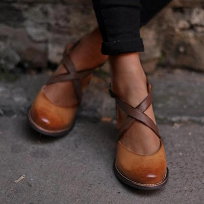 Daniela | Vintage Cross-Strap Block Heel Mary Jane Shoes