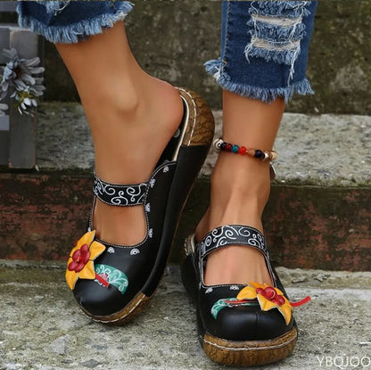 Aaliyah | Floral Embroidered Orthopedic Slip-On Clogs with Cushioned Sole