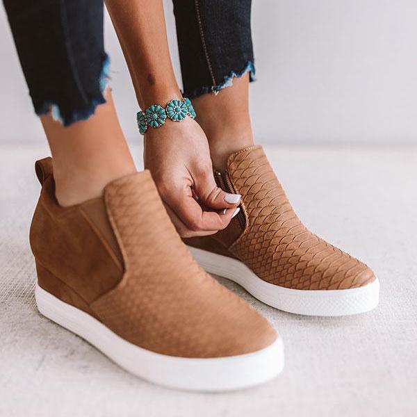 Iris | Women’s Orthopedic Slip-On Wedge Sneakers with Textured Upper