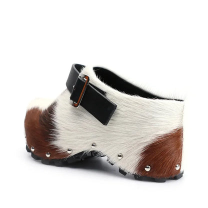 Ivora | Rustic Faux-Fur Buckle Clogs