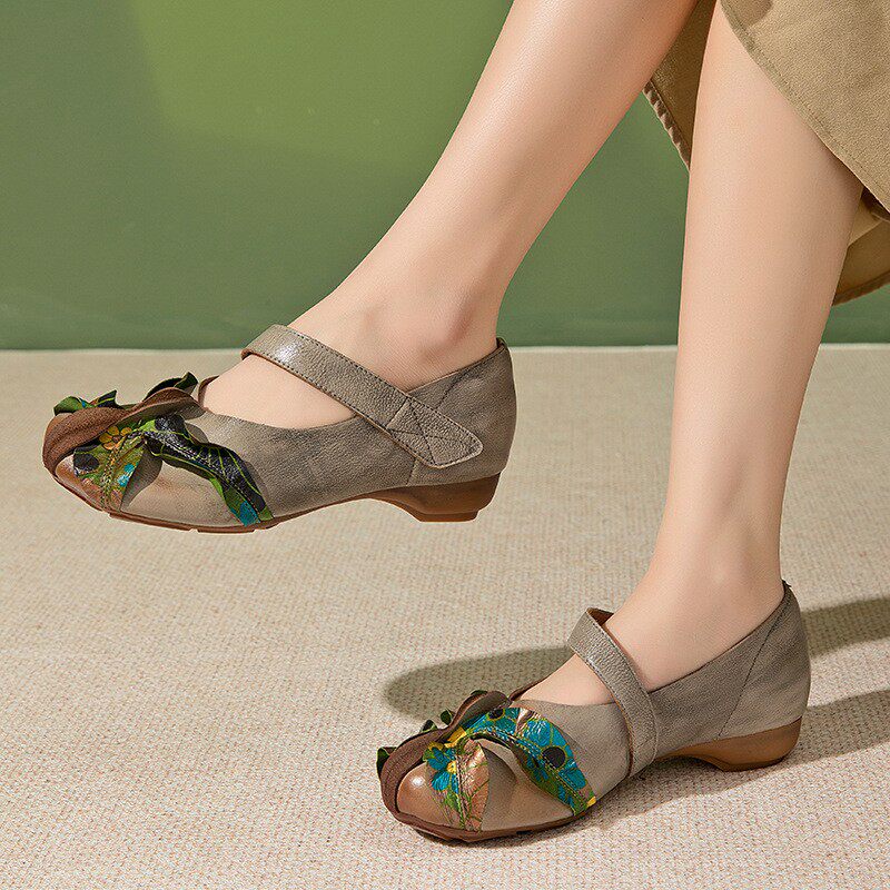 Orthopedic Balance Floral Cutout Flats – Vintage Handmade Comfort Shoes