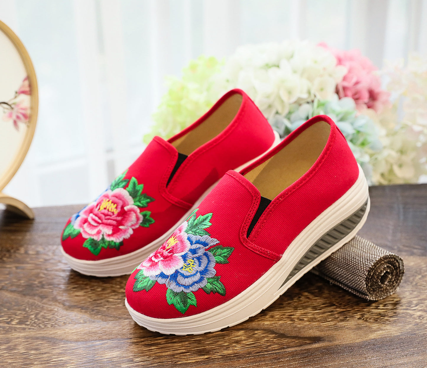 Orthopedic Embroidered Slip-On Shoes – Cushioned Platform Comfort Walking Sneakers