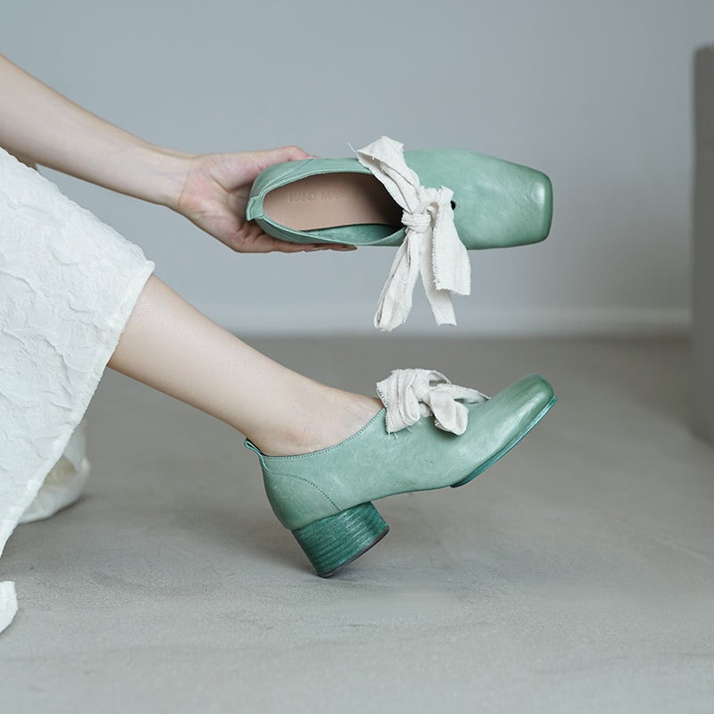 Marley | Women’s Vintage Bow Tie Orthopedic Leather Low Heel Shoes