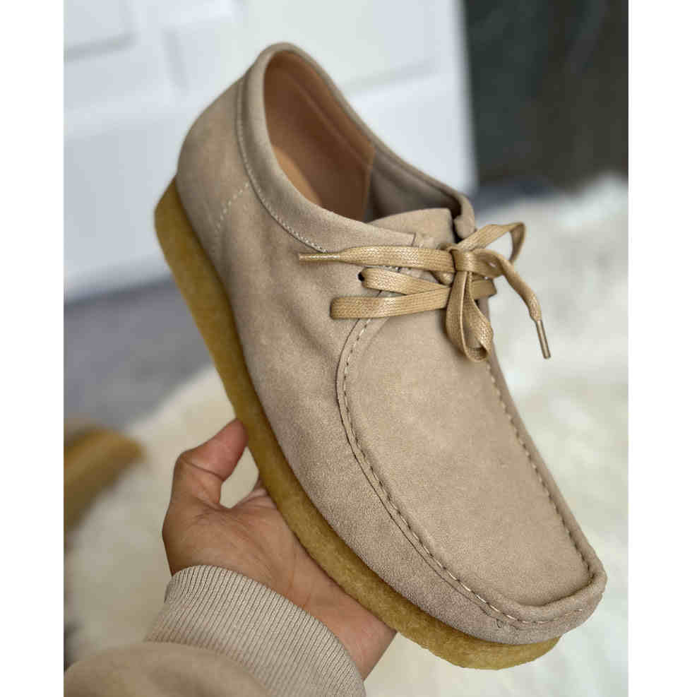 Orthopedic Balance Leather Lace-Up Shoes With A Thick, Unique Sole