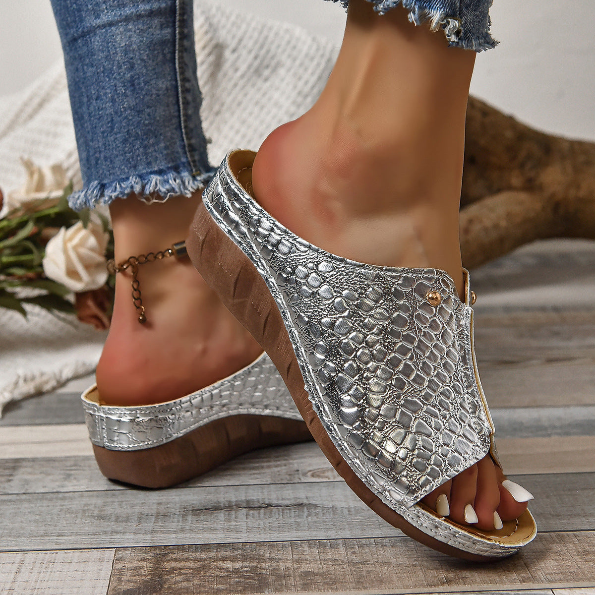 Orthopedic Balance Crocodile Heeled Sandals For A Stylish And Unique Summer