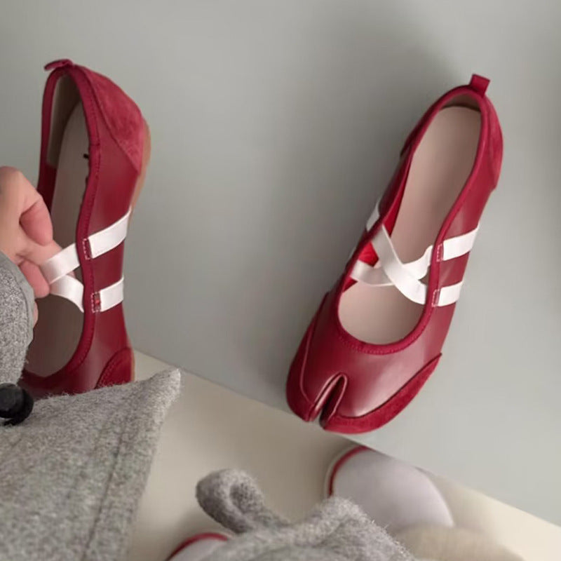 Orthopedic Balance New Clog Shoes With A Unique Design