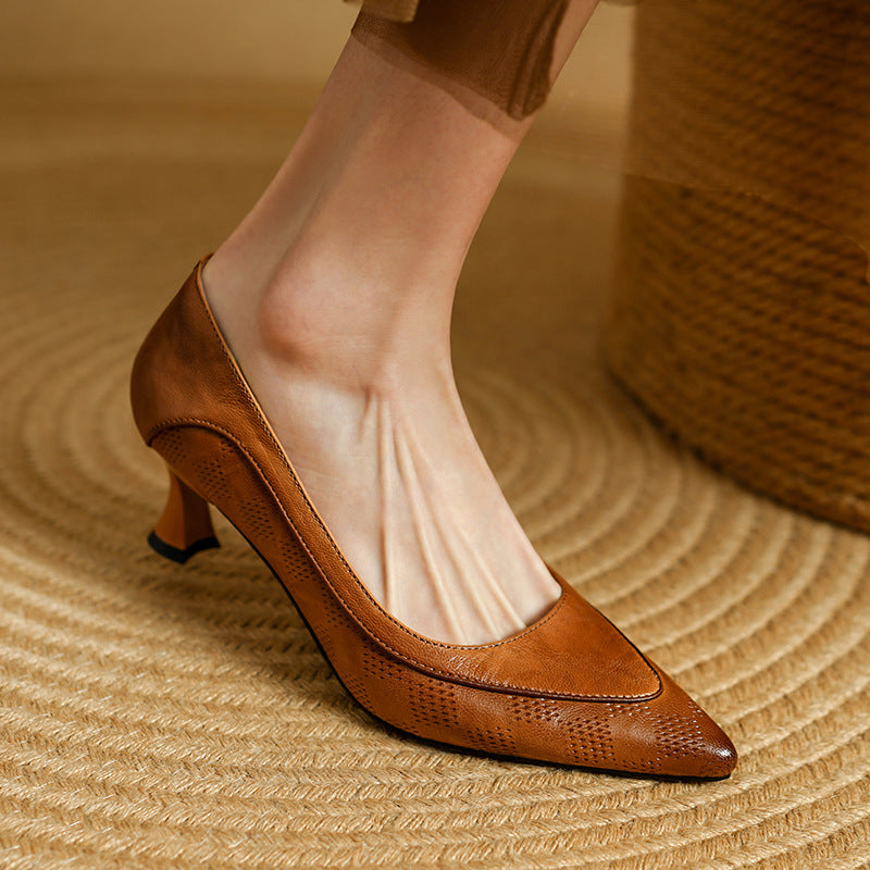 Sandra | Vintage Low-Heel Pumps