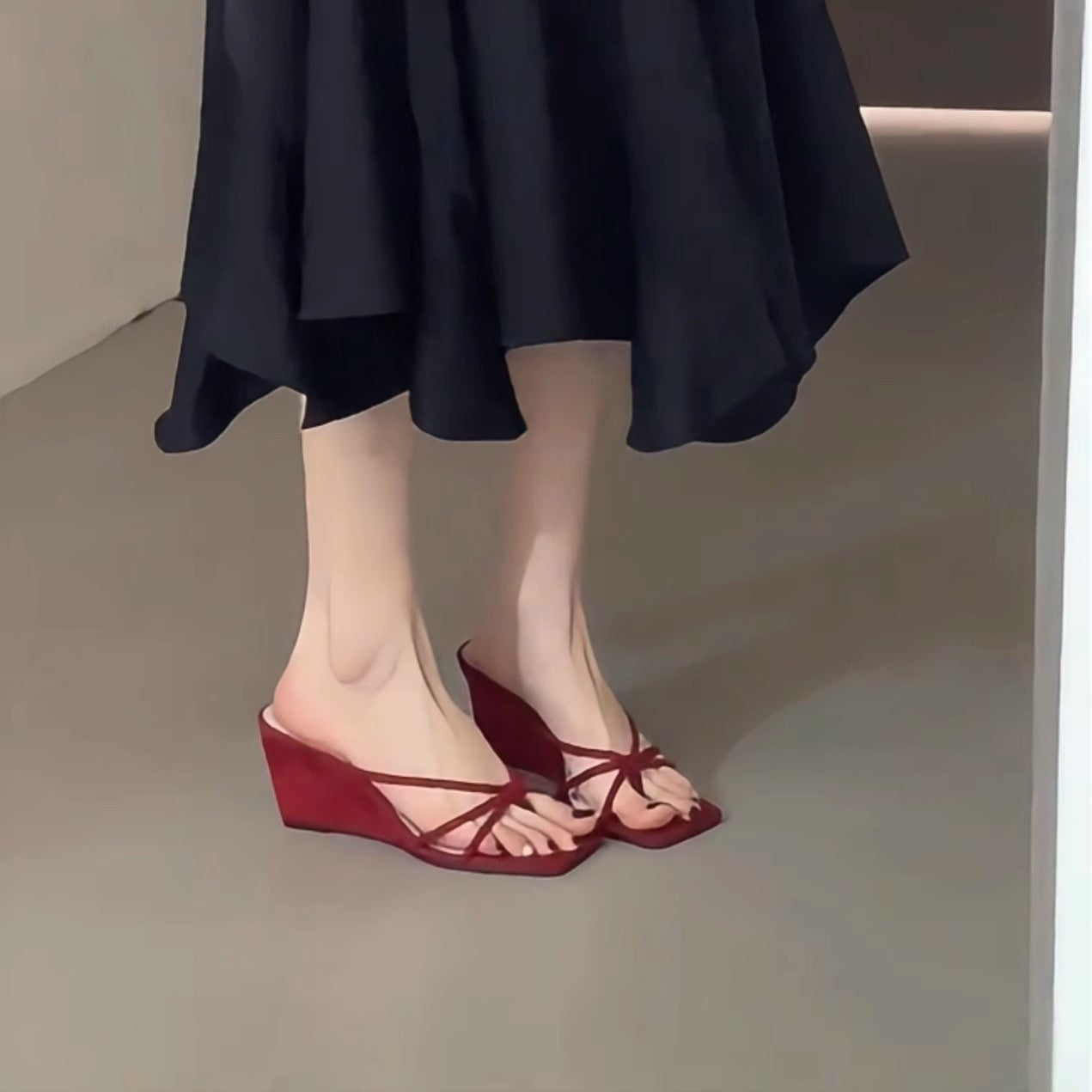 Orthopedic Balance | Strappy Pointed Toe Kitten Heel Sandals