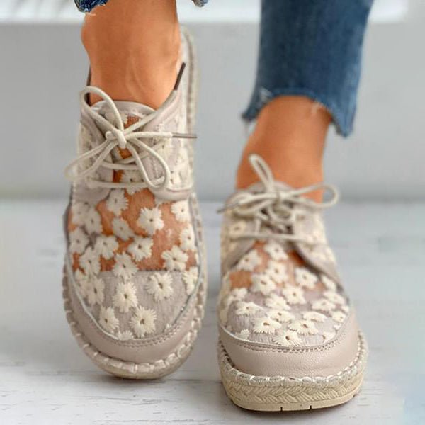 Beryl | Floral Mesh Lace-Up Sneakers – Lightweight Breathable Comfort